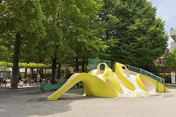 周辺を拡大表示