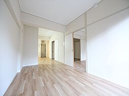 八事ドミール 202 2階2LDKのリビング/ダイニング