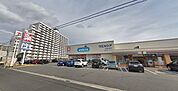 ウエルシア名古屋元塩町店（ドラッグストア）（880m）