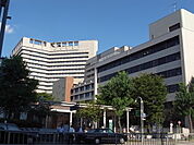 名古屋市立大学病院（総合病院）（864m）