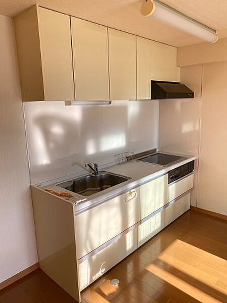 apartment 茨城県龍ケ崎市松ケ丘2丁目24-22
松ケ丘の賃貸情報を見る
物件地図