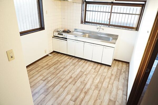 apartment 茨城県龍ケ崎市佐貫3丁目23-31
佐貫の賃貸情報を見る
物件地図