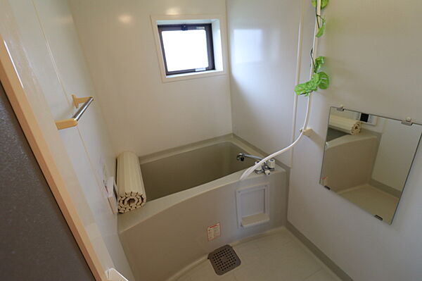 apartment 茨城県龍ケ崎市松ケ丘1丁目6-13
松ケ丘の賃貸情報を見る
物件地図