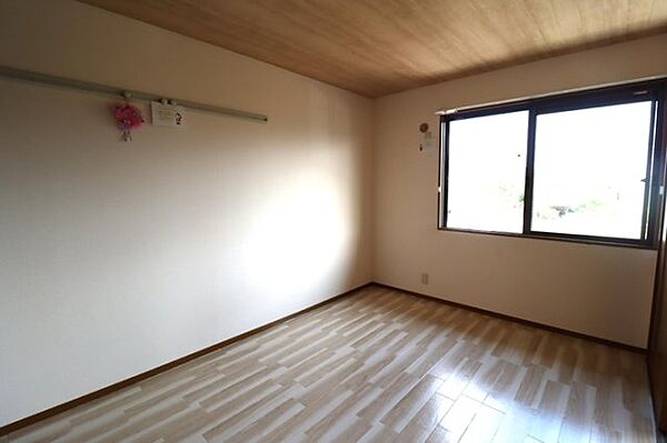 apartment 茨城県龍ケ崎市松ケ丘1丁目6-13
松ケ丘の賃貸情報を見る
物件地図