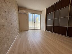 ロサ　アルウェンシス 303 3階1LDKのリビング/ダイニング