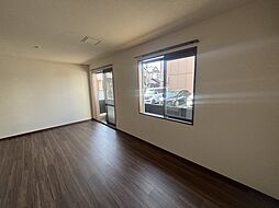 西区伊川谷町潤和テラスハウス 1 1階2SLDKのリビング/ダイニング