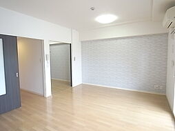 ウィスタリア立花 501 5階1LDKのリビング/ダイニング