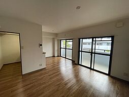 崇徳院ハイツN棟 N306 3階3LDKのリビング/ダイニング