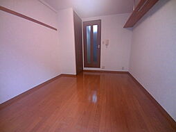 ノモズヴィレッジ六甲 201 2階1Kのリビング/ダイニング