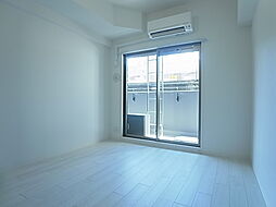 ララプレイス神戸西元町 701 7階1Kのリビング/ダイニング