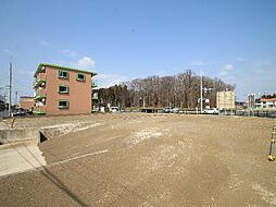 研究学園6丁目ＩＳＳＥＩ駐車場