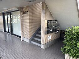5 / 8