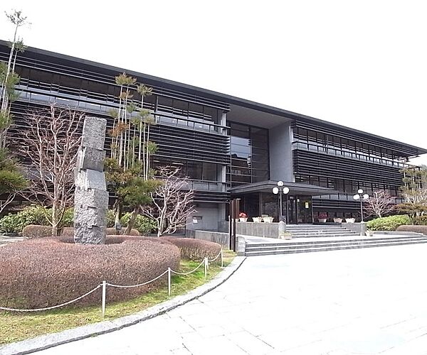 京都産業大学まで1997m