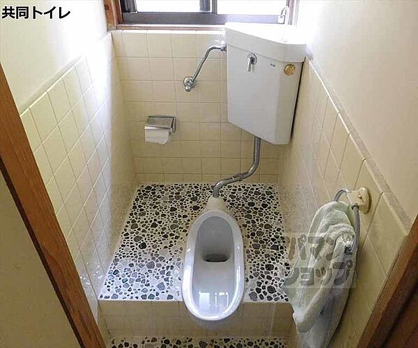 画像20:共同のトイレ