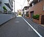 周辺：全面道路です