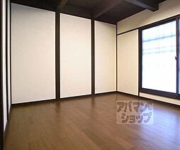 吉田泉殿町貸家47−7 1 6Kのリビング/ダイニング