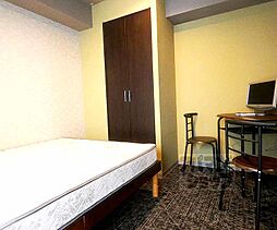 京都市営烏丸線 今出川駅 徒歩17分の賃貸マンション 5階1Kのリビング/ダイニング