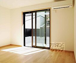 京都地下鉄東西線 二条駅 徒歩15分の賃貸マンション 1階1Kのリビング/ダイニング