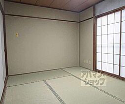 京都市営烏丸線 北大路駅 徒歩33分の賃貸マンション 1階2Kのリビング/ダイニング