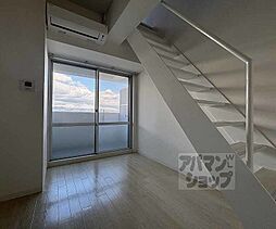 京都市営烏丸線 今出川駅 徒歩15分の賃貸マンション 6階1DKのリビング/ダイニング