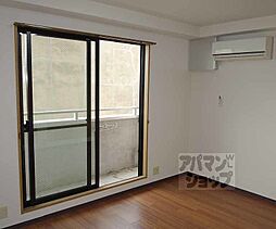 京阪本線 鳥羽街道駅 徒歩5分の賃貸マンション 2階ワンルームのリビング/ダイニング