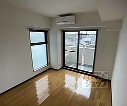 JR山陰本線 二条駅 徒歩5分の賃貸マンション 3階1Kのリビング/ダイニング