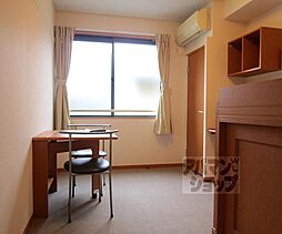 京都市営烏丸線 北大路駅 徒歩27分の賃貸アパート 2階1Kのリビング/ダイニング