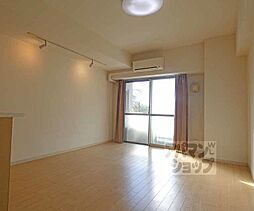 修学院ＴＥＲＲＡＣＥ 203 2階ワンルームのリビング/ダイニング