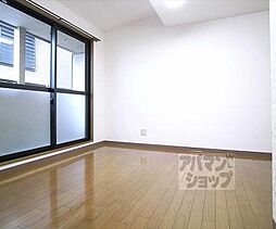 ラトゥール牧眞II 213 2階1Kのリビング/ダイニング