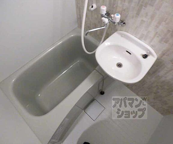 浴室