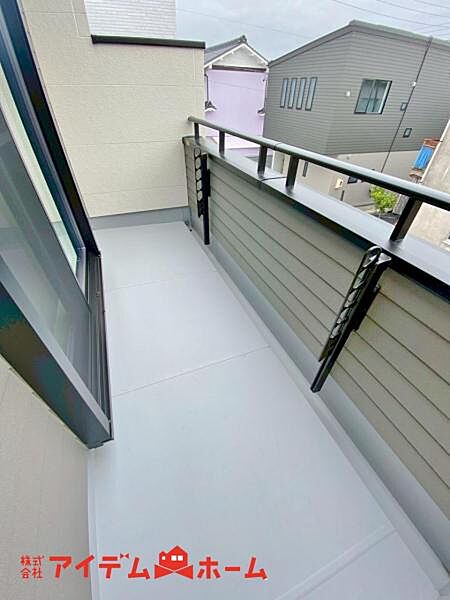 バルコニーを拡大表示
