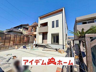 外観:〇●1号棟外観●〇 平日のご案内も可能です! アイデムホーム南店は緑区役所から徒歩2分! 水曜日も営業しております! 外観:〇●1号棟外観●〇 平日のご案内も可能です! アイデムホーム南店は緑区役所から徒歩2分! 水曜日も営業しております!
