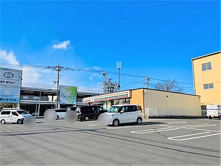 セブンイレブン習志野台8丁目店 徒歩9分。 720m