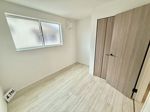 寝室を拡大表示