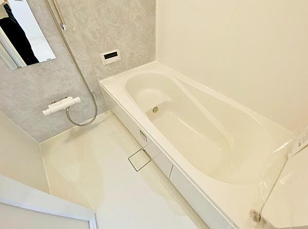 浴室を拡大表示