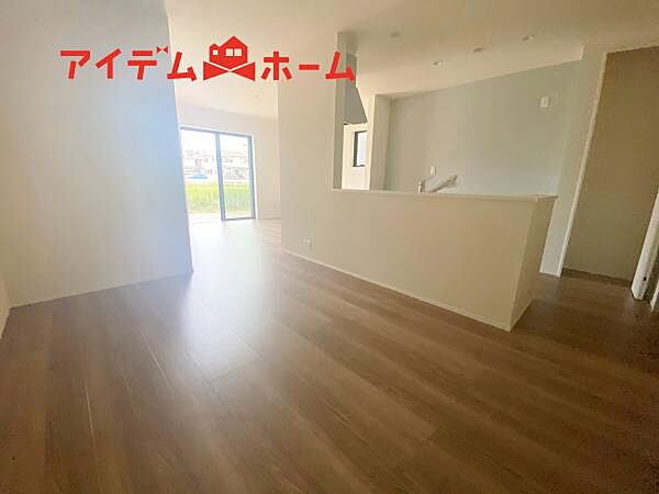 リビング/ダイニングを拡大表示