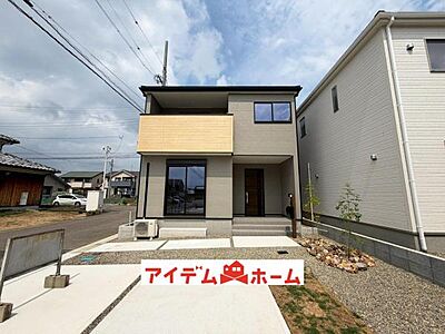 外観:1号棟 外観写真 平日・土日問わずご案内致します!お気軽にお問合わせ下さい♪ 外観:1号棟 外観写真 平日・土日問わずご案内致します!お気軽にお問合わせ下さい♪
