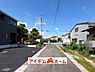 外観：前面道路 平日・土日問わずご案内致します！お気軽にお問合わせ下さい♪ 