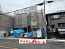 外観：1号棟　外観写真 平日・土日問わずご案内致します！お気軽にお問合わせ下さい♪ 