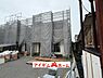 外観：1号棟　外観写真 平日・土日問わずご案内致します！お気軽にお問合わせ下さい♪ 