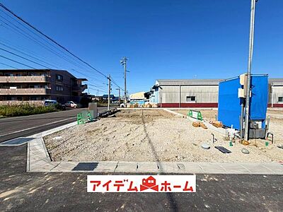 外観:1号棟 外観写真 平日・土日問わずご案内致します!お気軽にお問合わせ下さい♪ 外観:1号棟 外観写真 平日・土日問わずご案内致します!お気軽にお問合わせ下さい♪