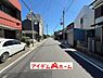 外観：前面道路 平日・土日問わずご案内致します！お気軽にお問合わせ下さい♪ 