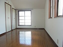 ケルンI 2階1DKのリビング/ダイニング