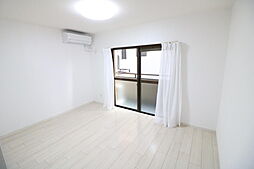 東急目黒線 西小山駅 徒歩5分の賃貸マンション 2階1Kのリビング/ダイニング