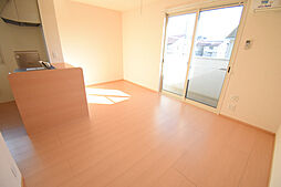 エクレール下栗C 201号室 2階1LDKのリビング/ダイニング