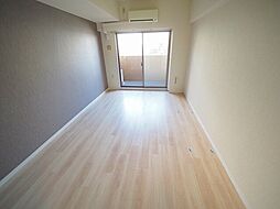 インベスト塚口Ｓ-ＦＲＯＮＴ 505 5階1Kのリビング/ダイニング