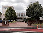 高校「兵庫県立尼崎小田高校まで756m」
