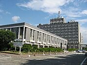役所「尼崎市役所まで1575m」