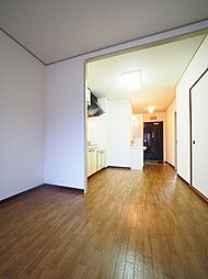 ハイツ雁替 203 2階2LDKのリビング/ダイニング