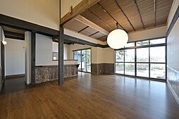 三条市鶴田4丁目 9LDKのリビング/ダイニング